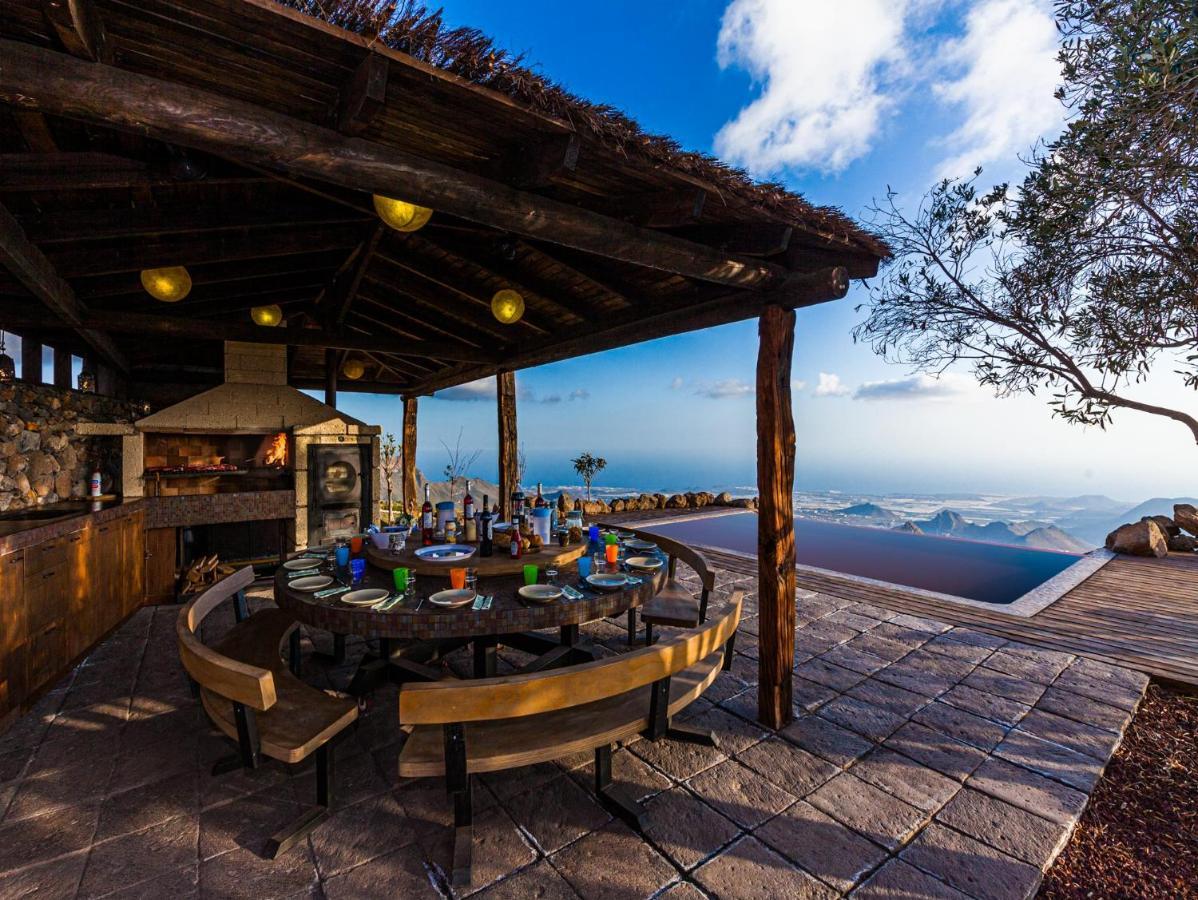 Historic Canarian House, Private Heated Infinity Pool, Bbq, Wifi + Panoramic Ocean Views Arona  Ngoại thất bức ảnh